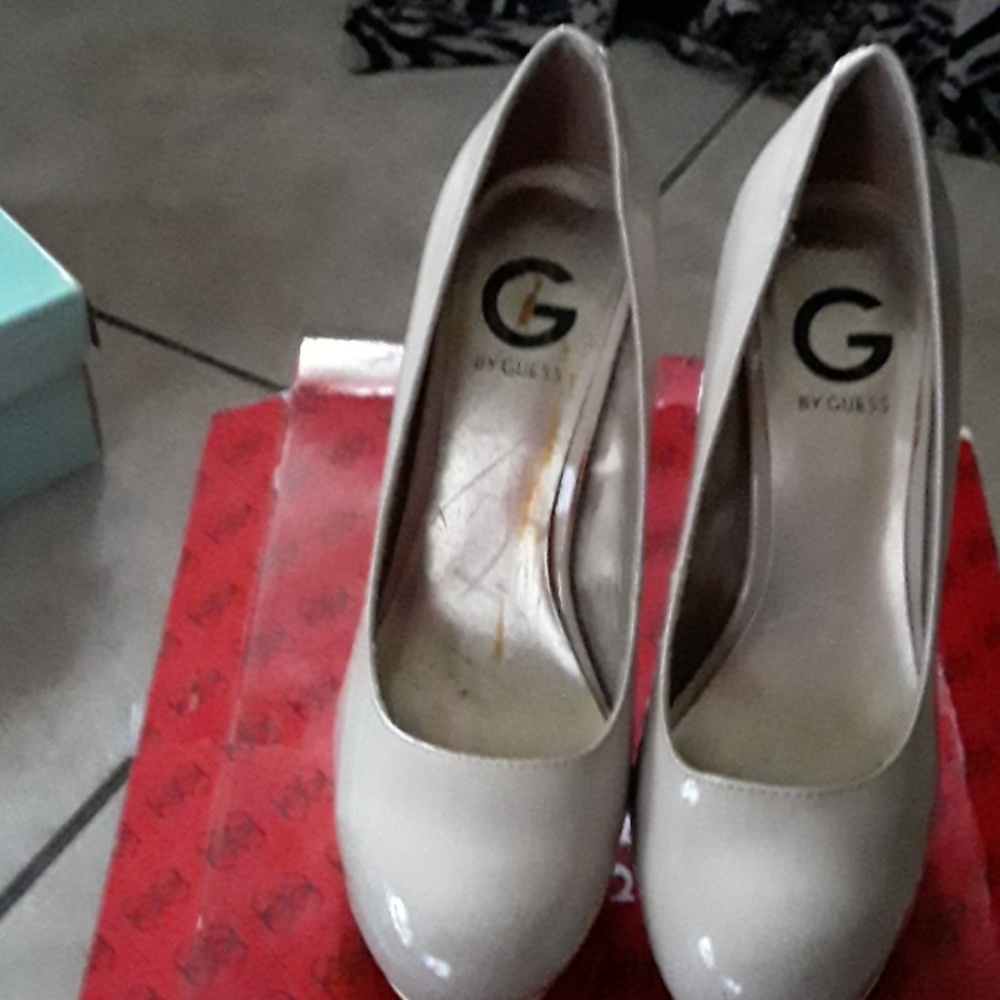 Guess heels multiple  colored